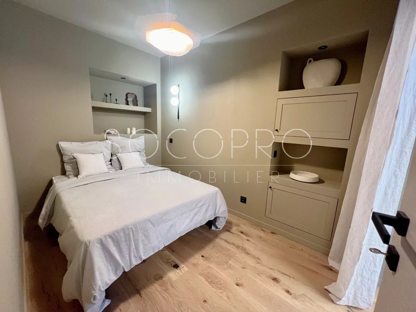 Property photo in Port