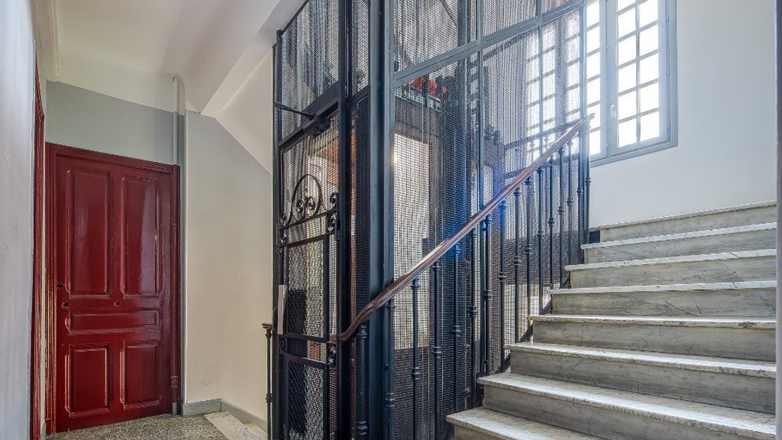 Property photo in Port