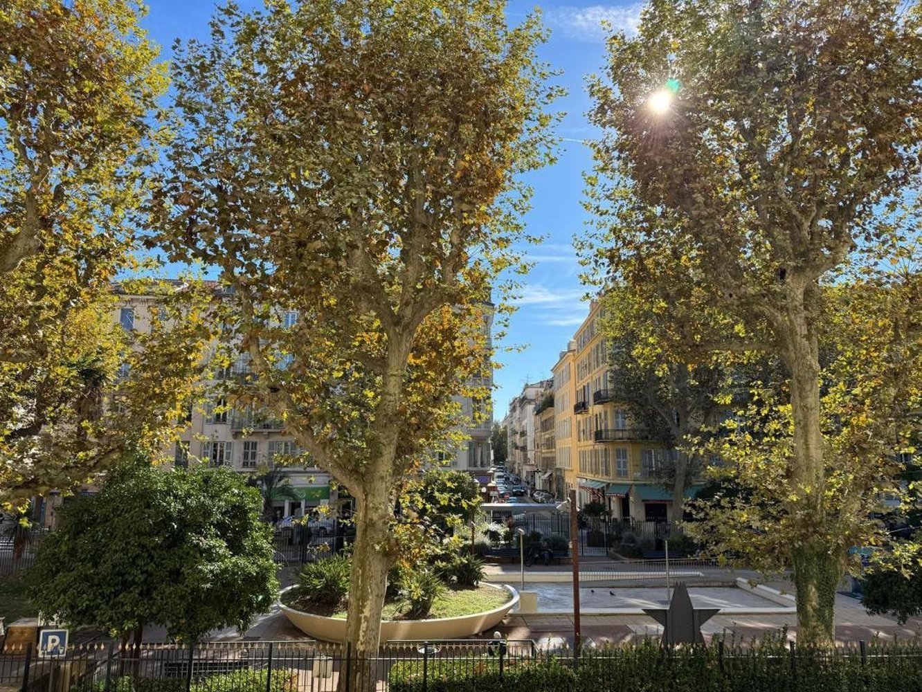 Property photo in Carre d'Argent