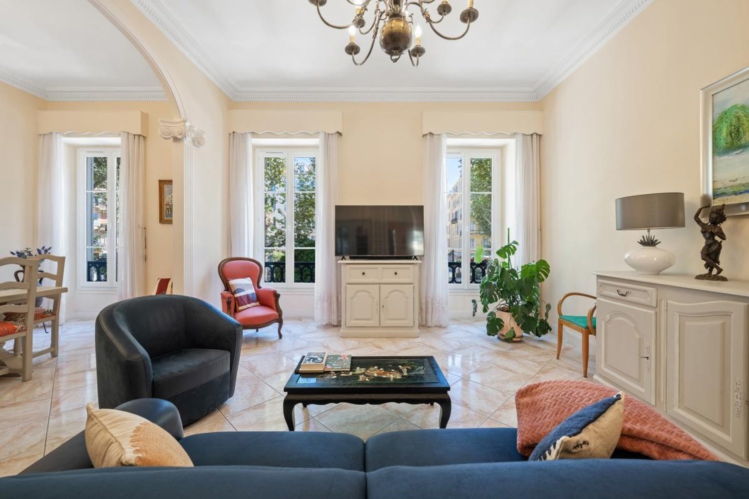 Property photo in Carre d'Argent