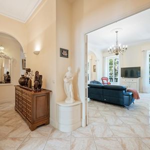 Property in Carre d'Argent