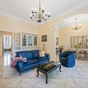 Property in Carre d'Argent