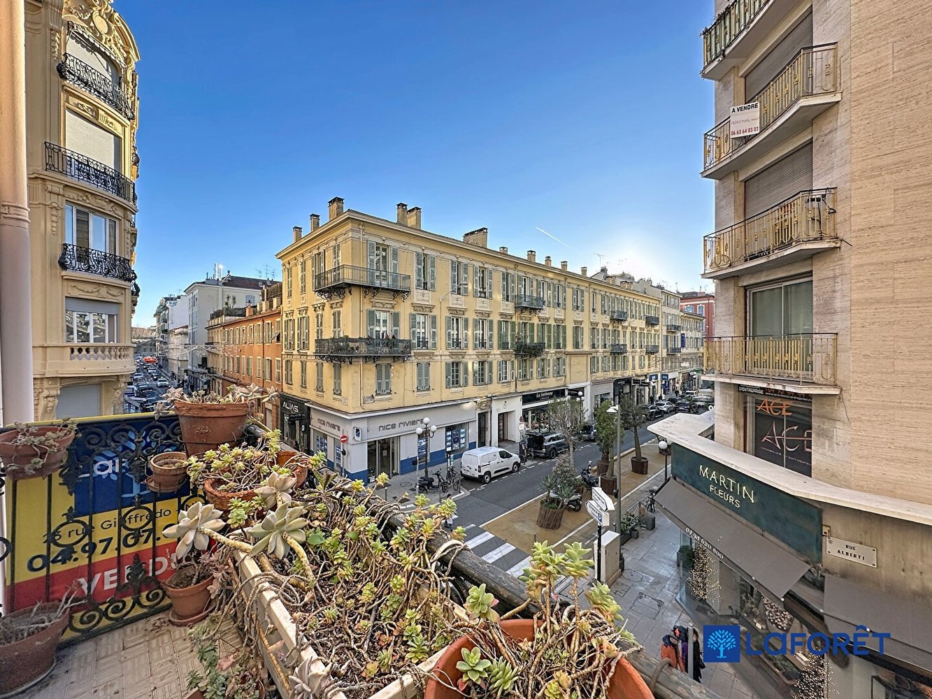 Property photo in Carre d'Argent