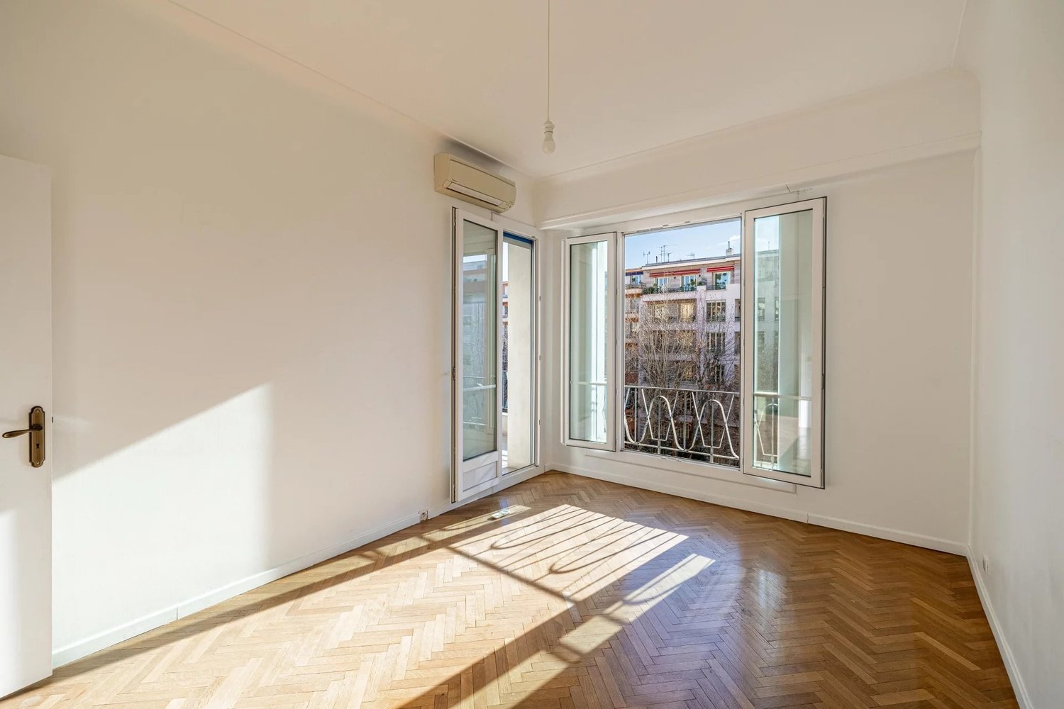 Property photo in Carre d'Argent