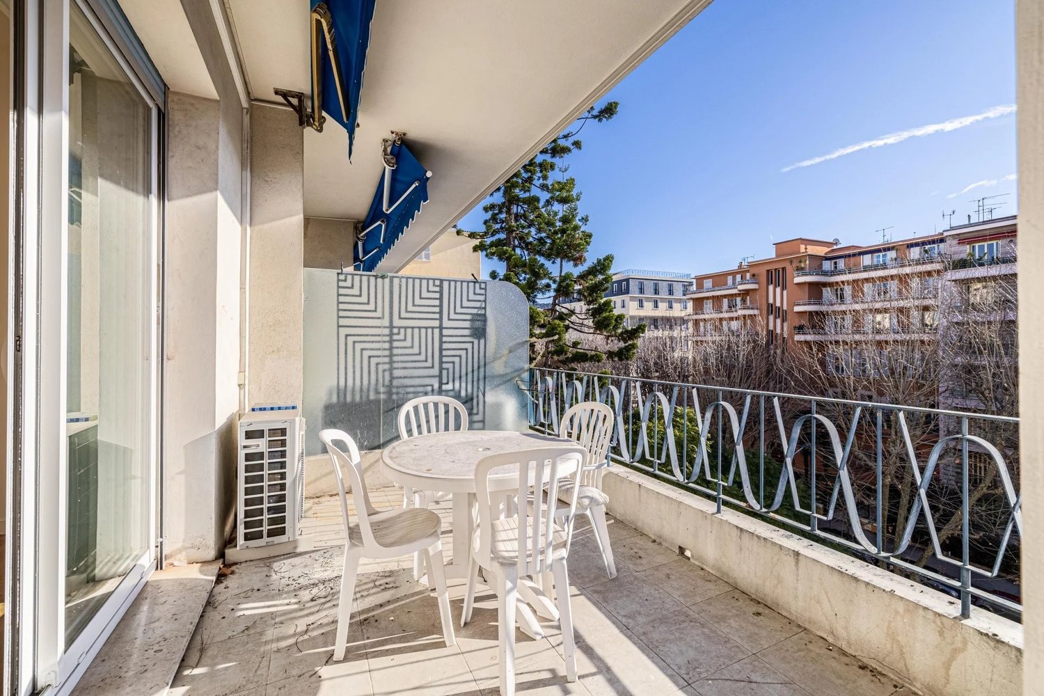 Property photo in Carre d'Argent