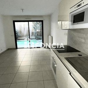 Property in Carre d'Argent