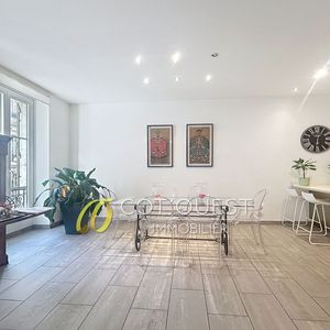 Property in Carre d'Argent