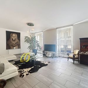 Property in Carre d'Argent