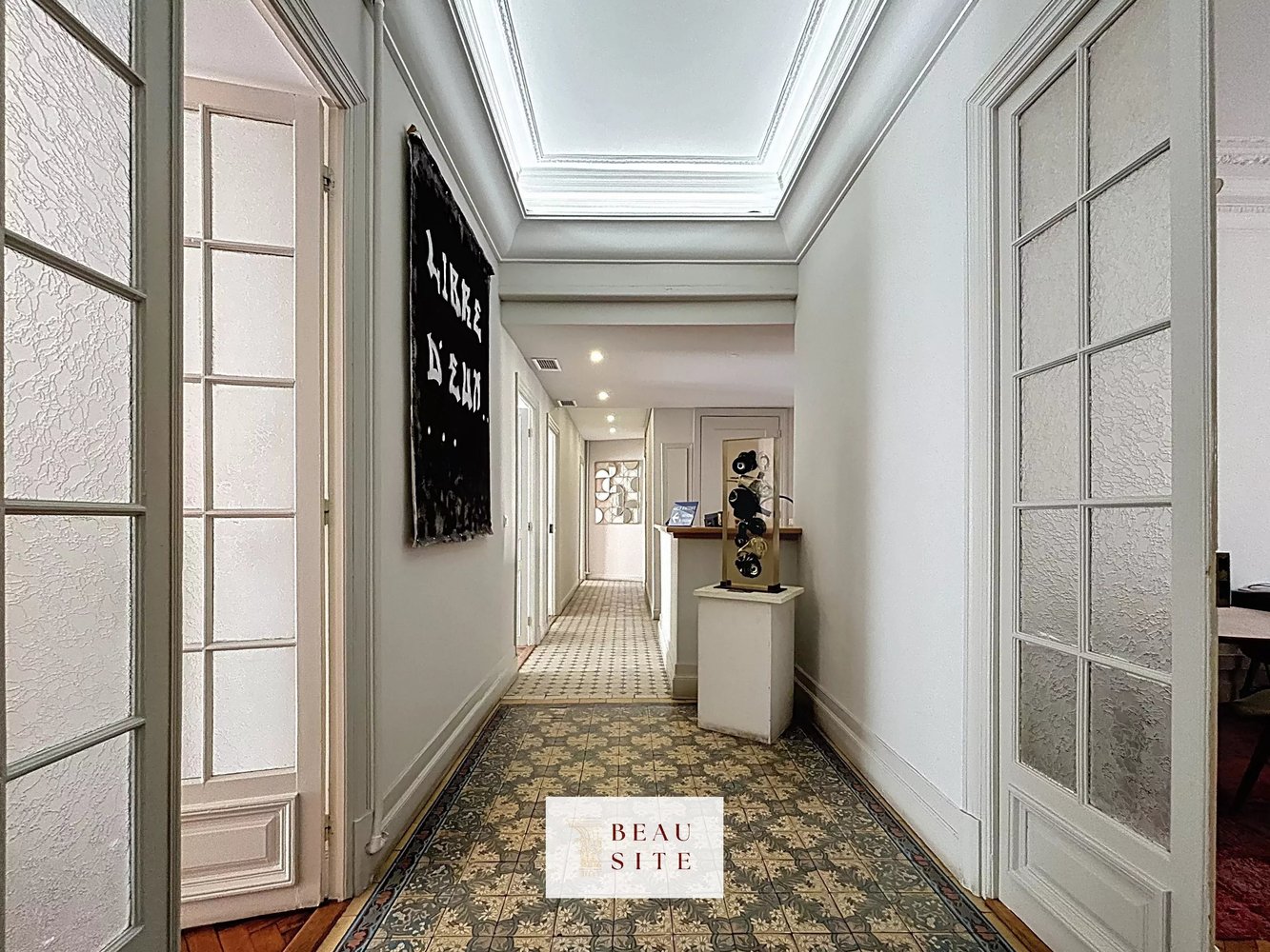 Property photo in Carre d'Argent