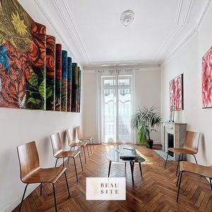 Property in Carre d'Argent