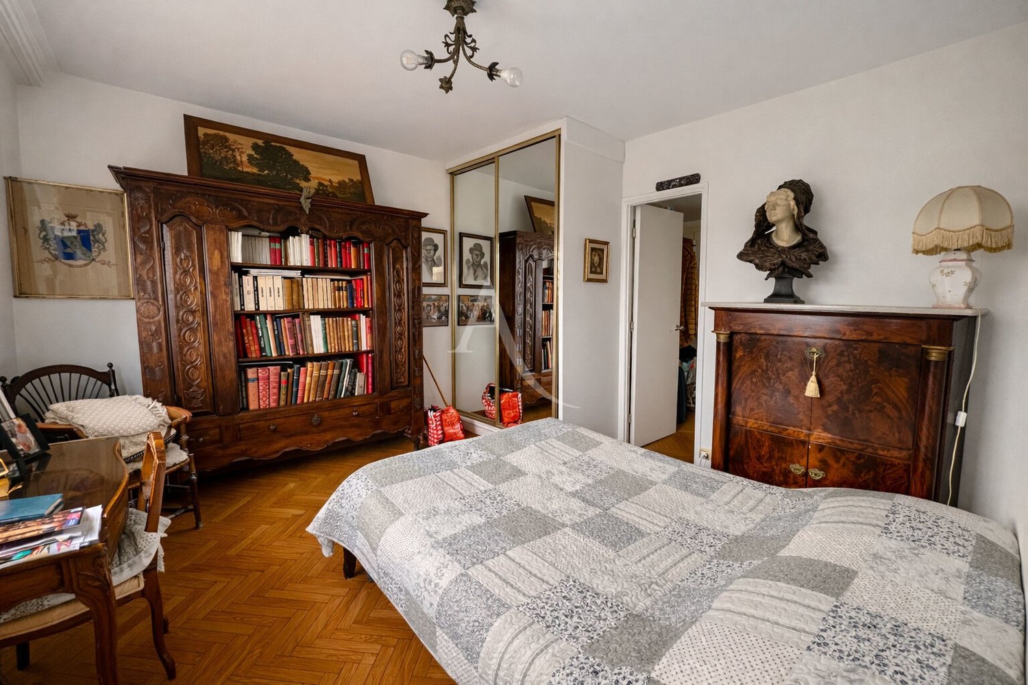 Property photo in Carre d'Argent