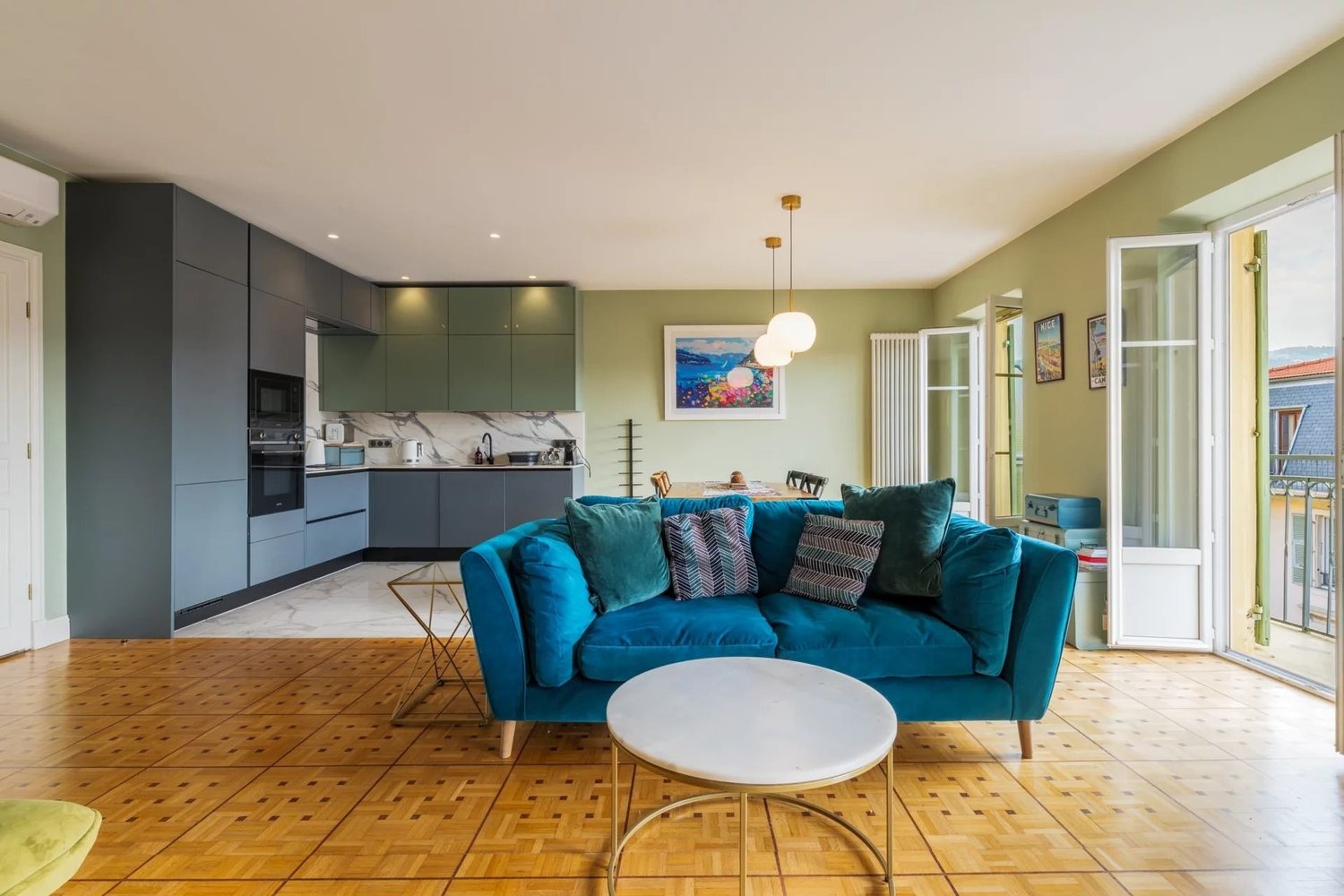 Property photo in Carre d'Argent