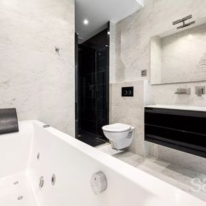 Property in Carre d'Argent