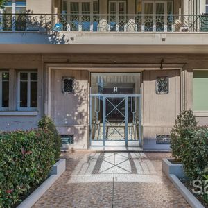 Property in Carre d'Argent