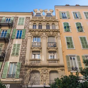 Property in Carre d'Argent