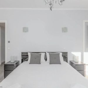 Property in Carre d'Argent