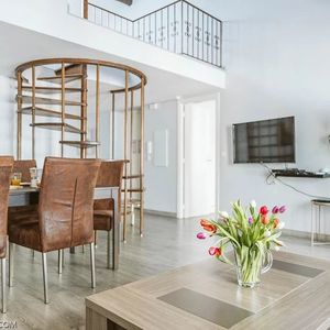 Property in Carre d'Argent