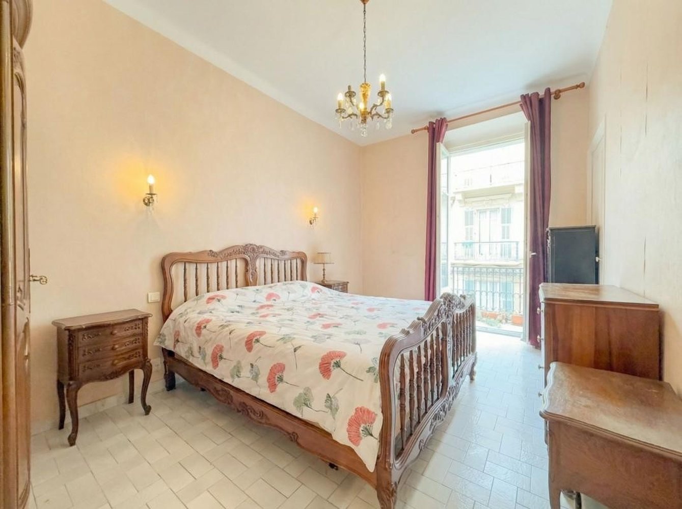 Property photo in Carre d'Argent