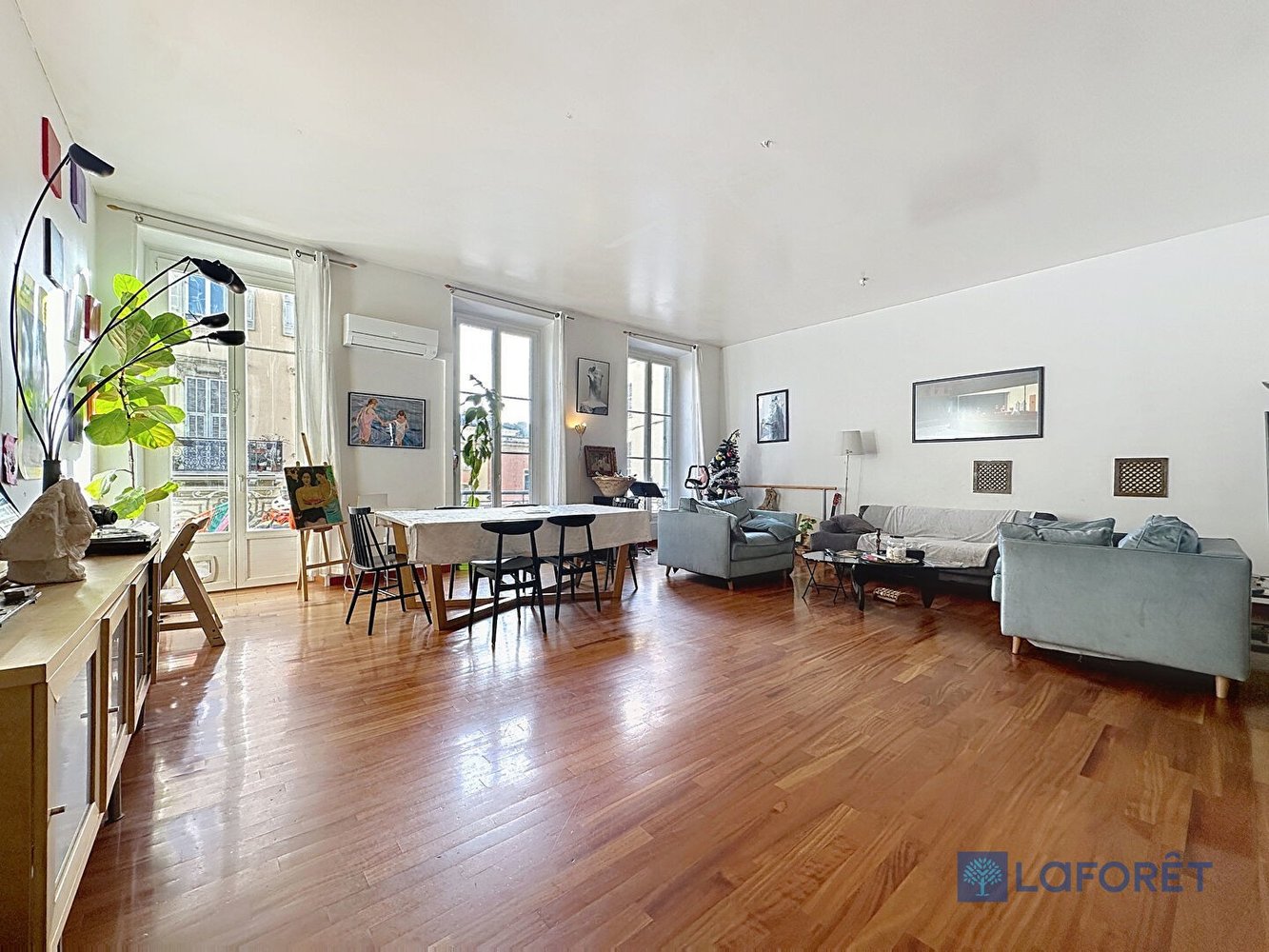 Property photo in Carre d'Argent