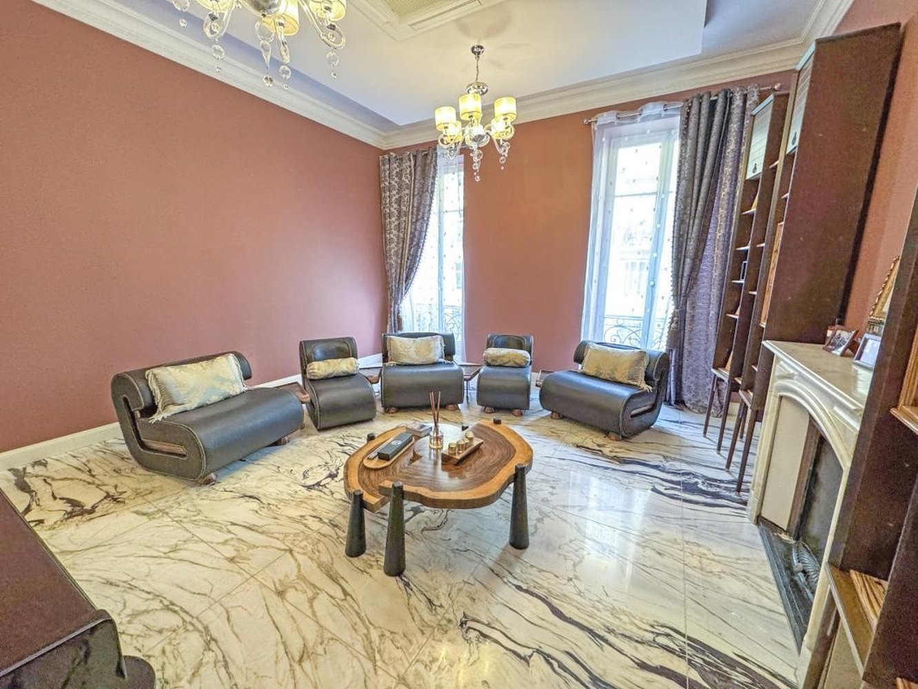 Property photo in Carre d'Argent