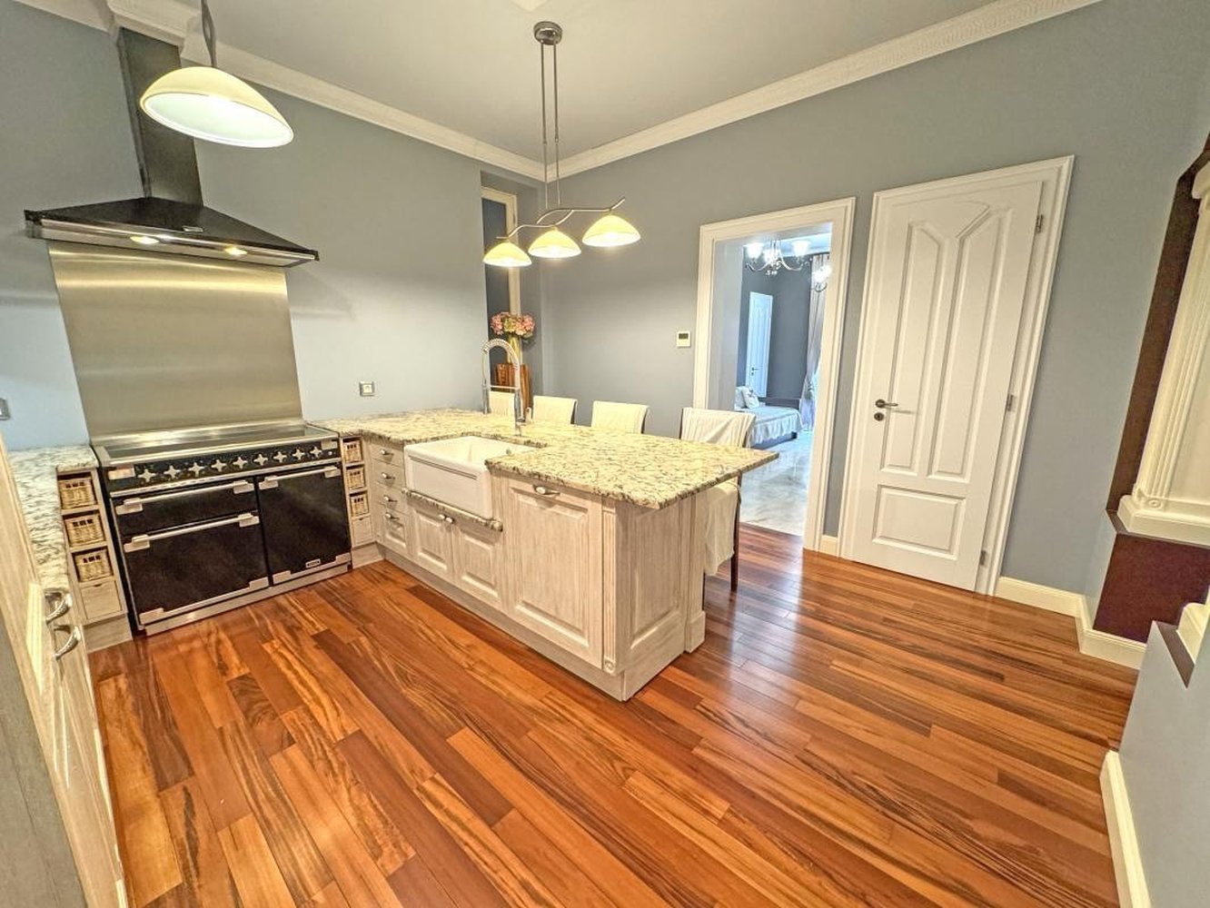 Property photo in Carre d'Argent