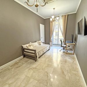 Property in Carre d'Argent