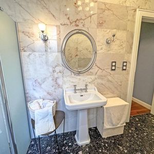 Property in Carre d'Argent