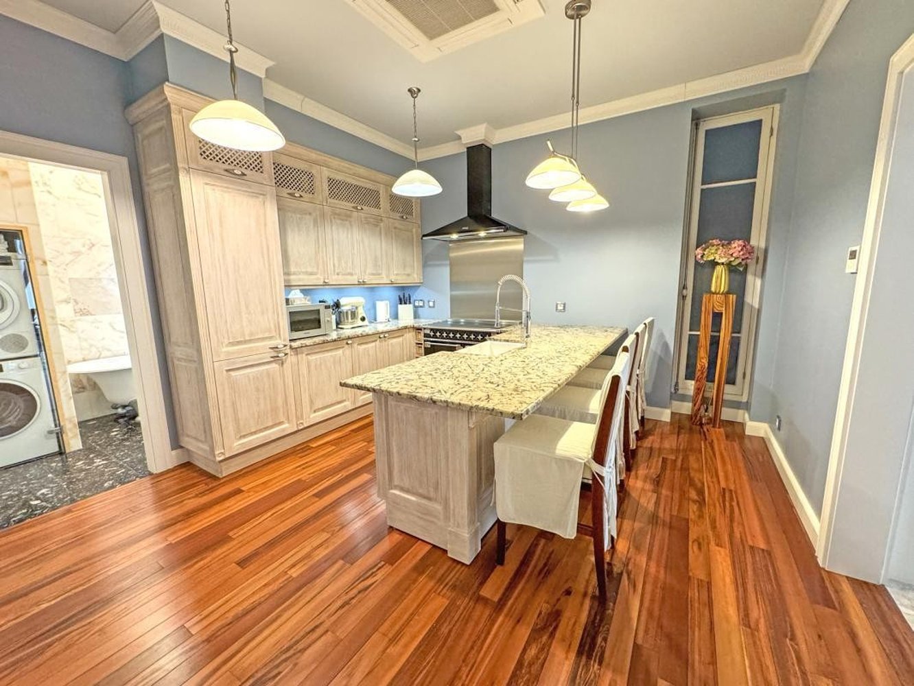 Property photo in Carre d'Argent