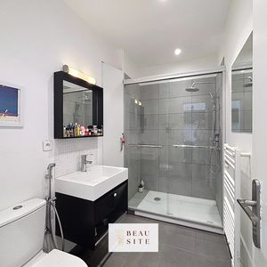 Property in Carre d'Argent