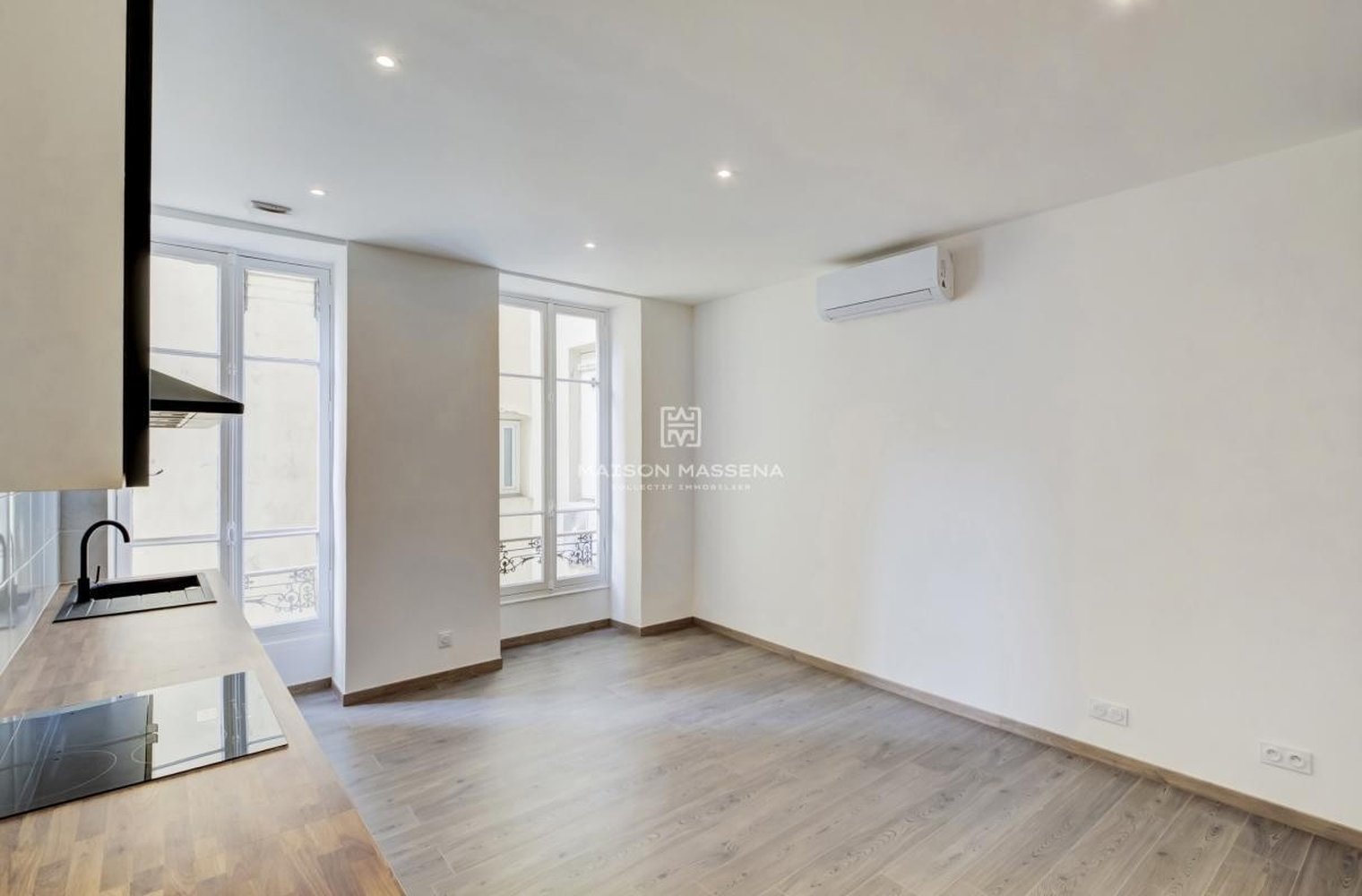 Property photo in Carre d'Argent