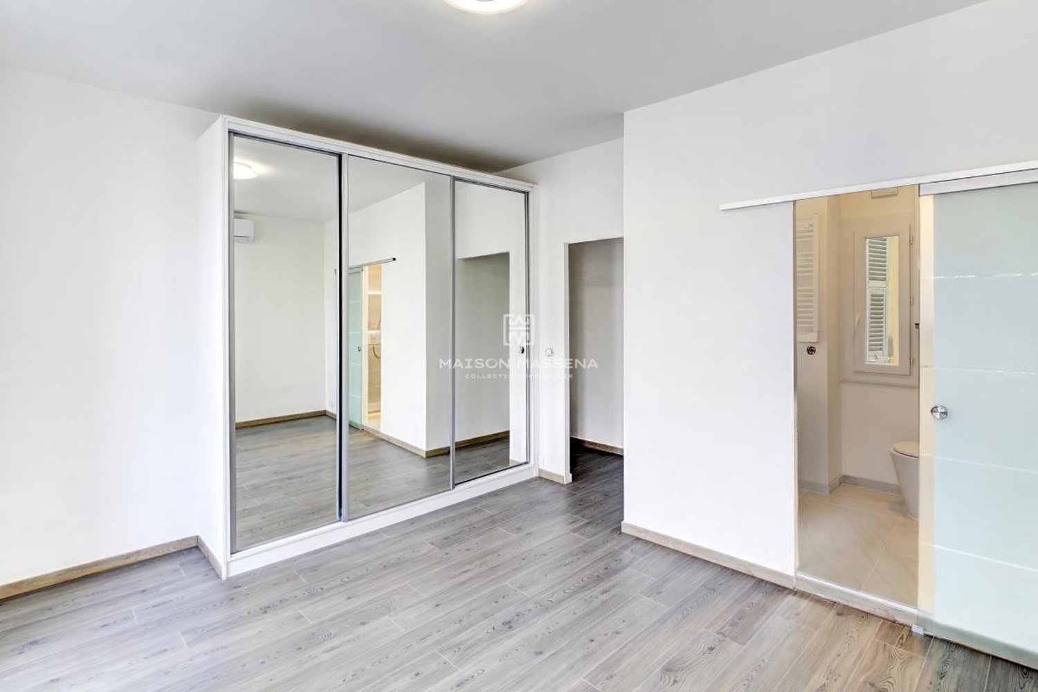 Property photo in Carre d'Argent