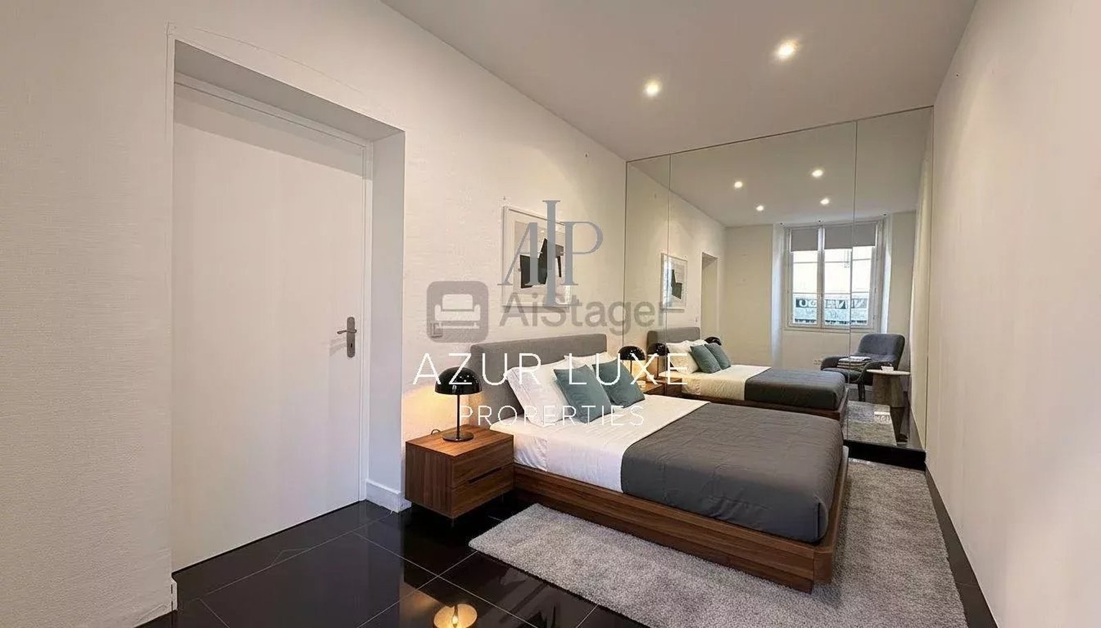 Property photo in Carre d'Argent