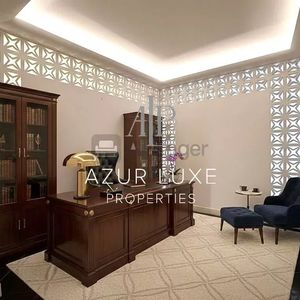 Property in Carre d'Argent