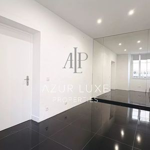 Property in Carre d'Argent