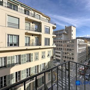 Property in Carre d'Argent