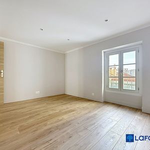 Property in Carre d'Argent