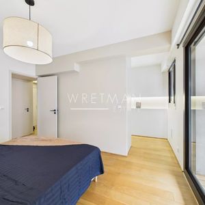 Property in Carre d'Or