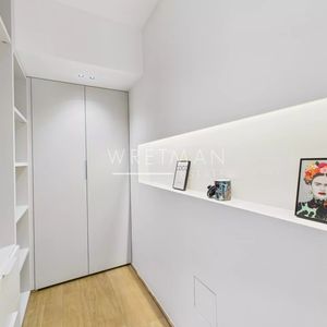 Property in Carre d'Or