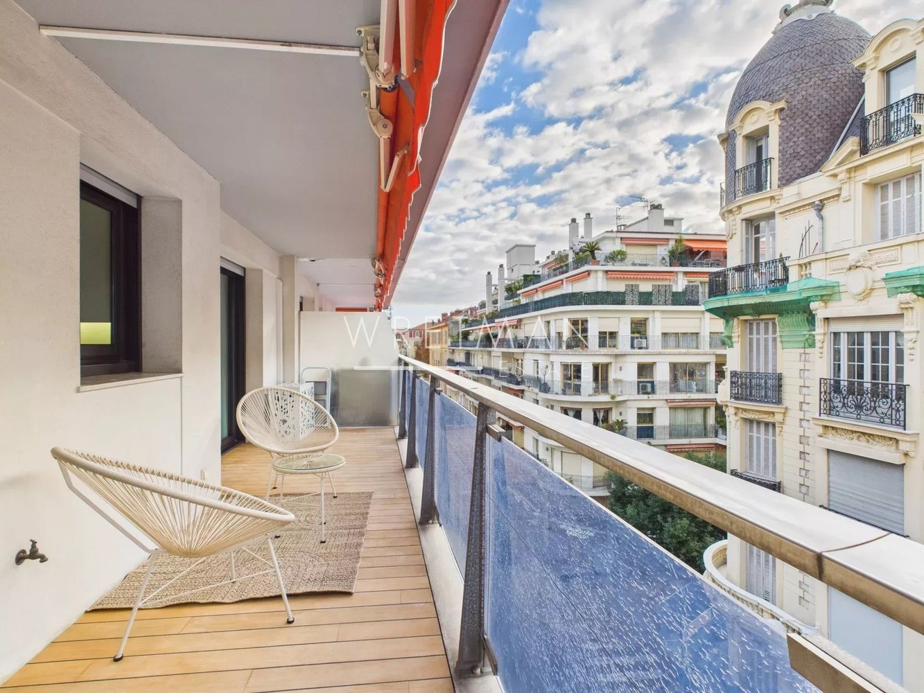 Property photo in Carre d'Or