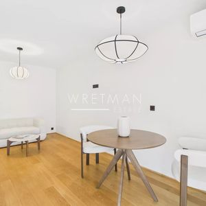 Property in Carre d'Or