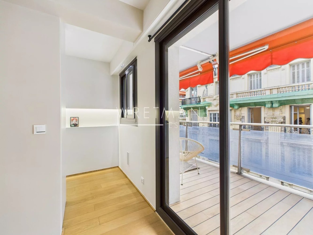 Property photo in Carre d'Or