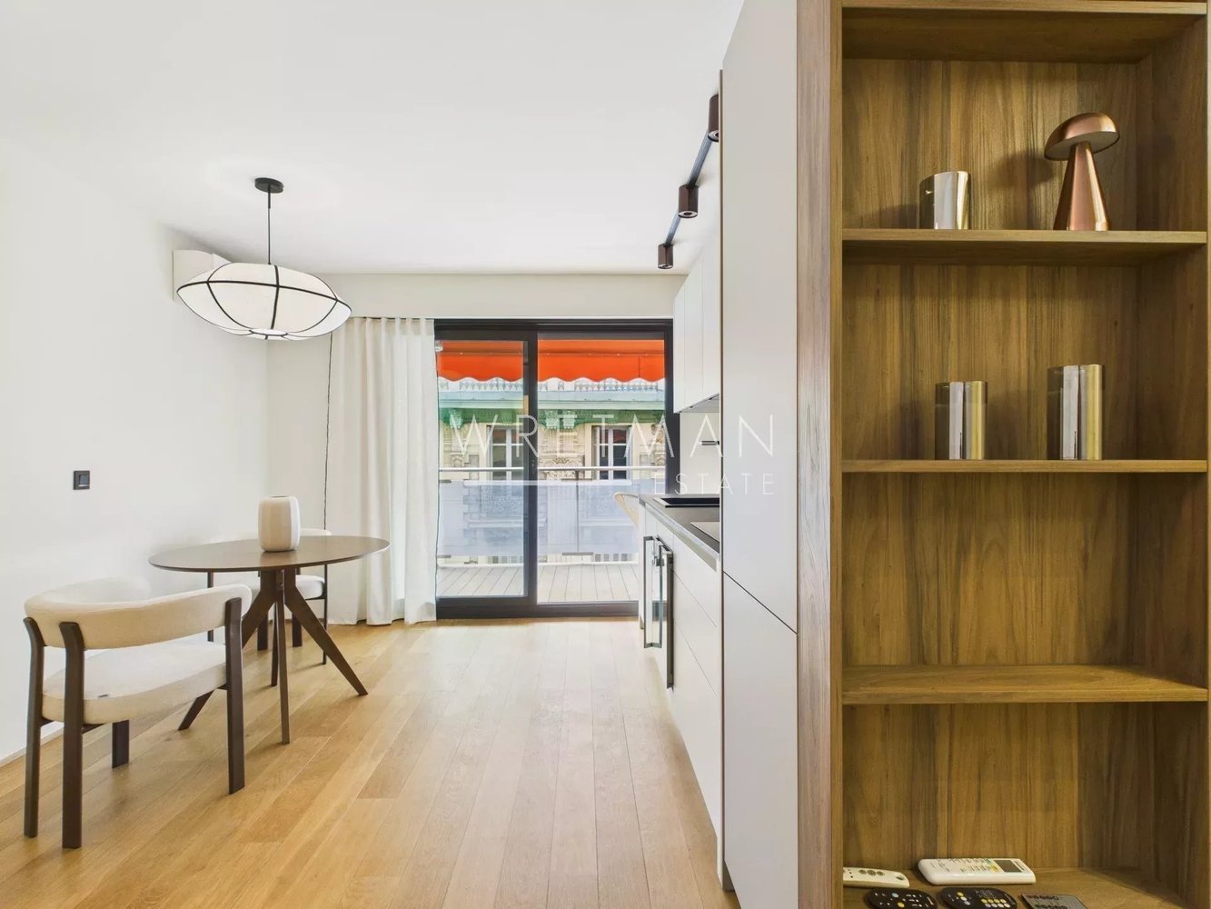 Property photo in Carre d'Or