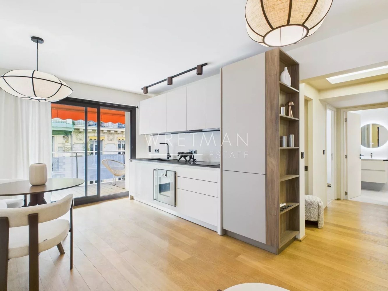 Property photo in Carre d'Or