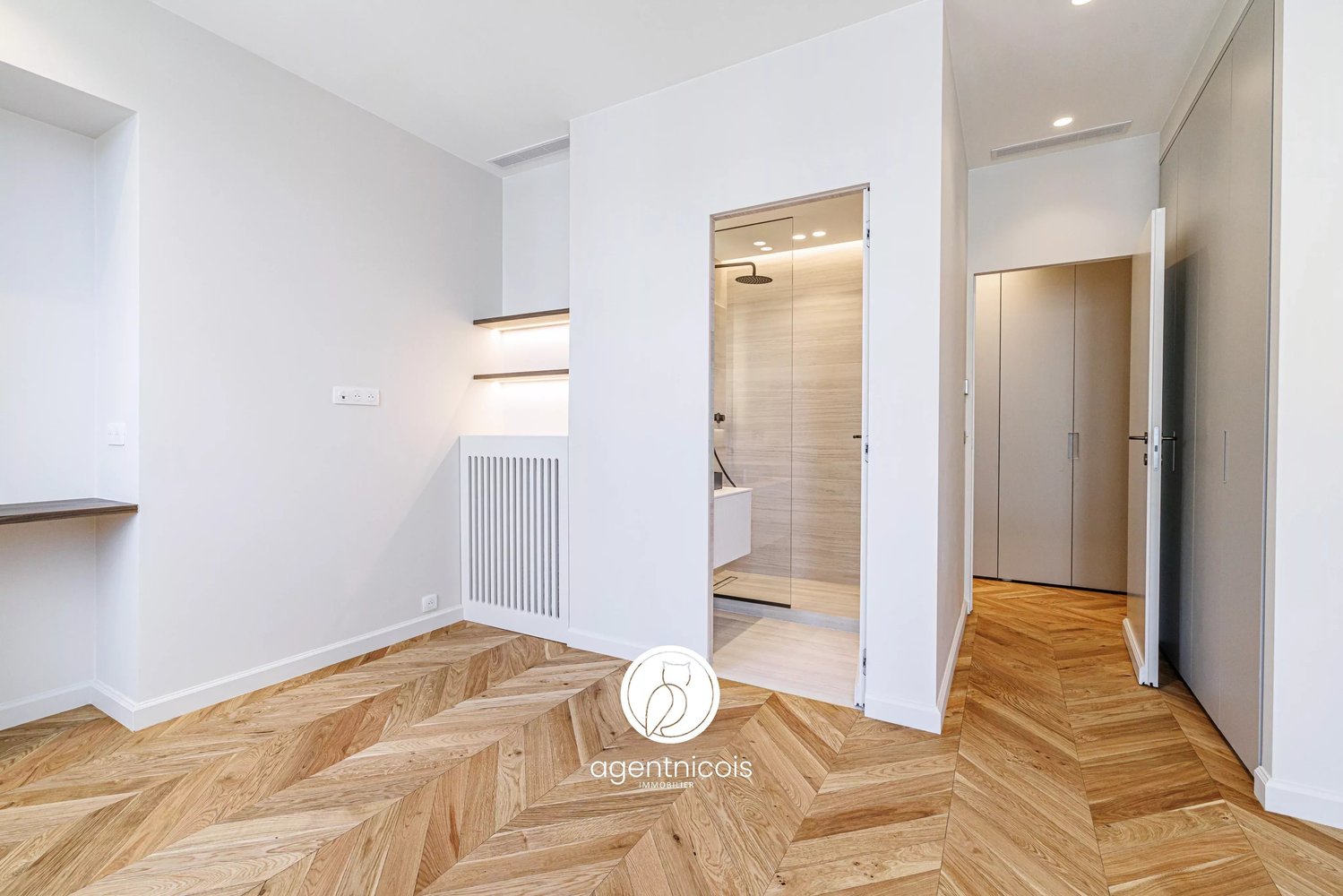 Property photo in Carre d'Or