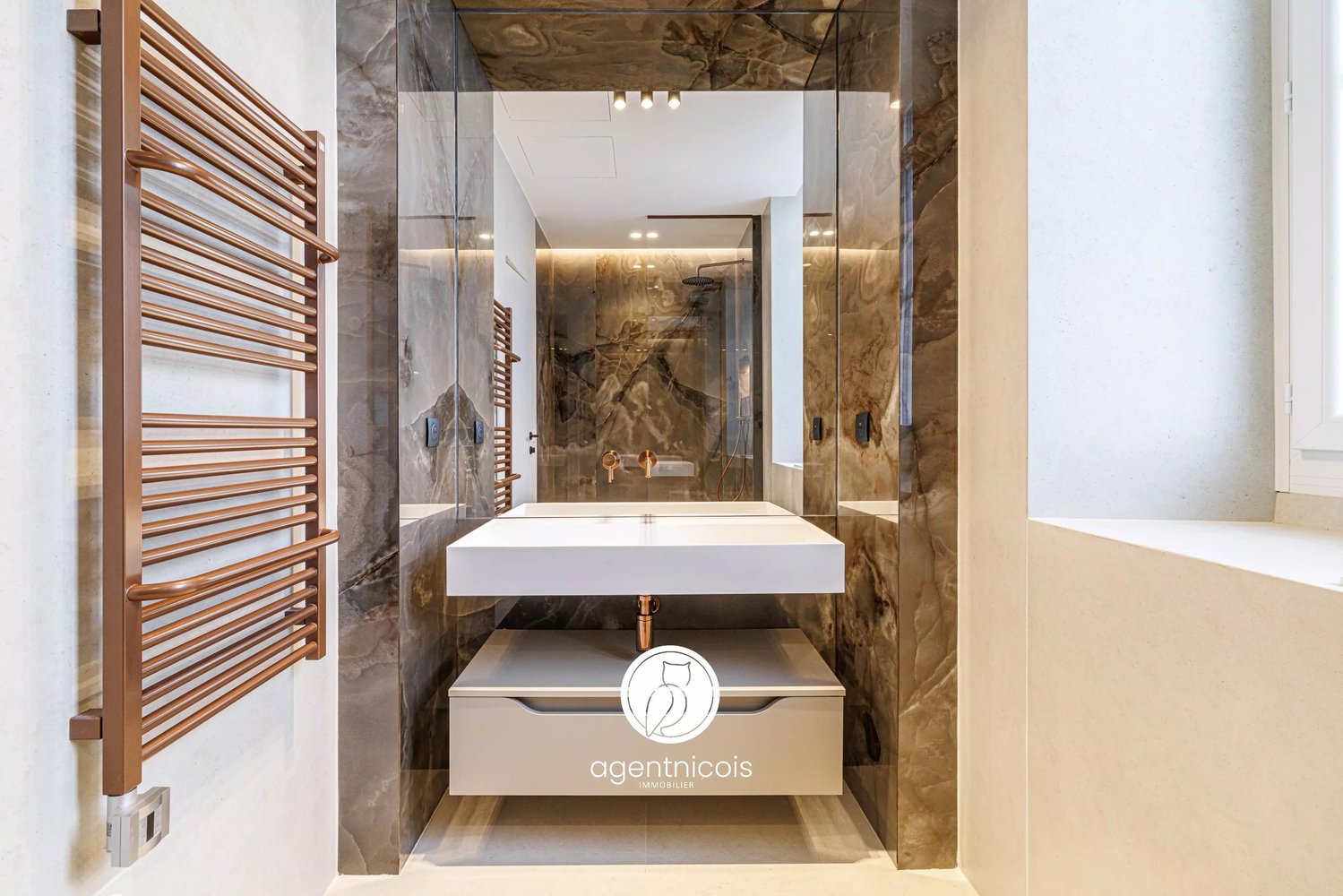 Property photo in Carre d'Or