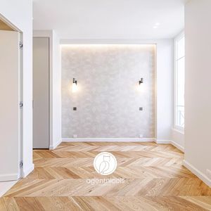 Property in Carre d'Or