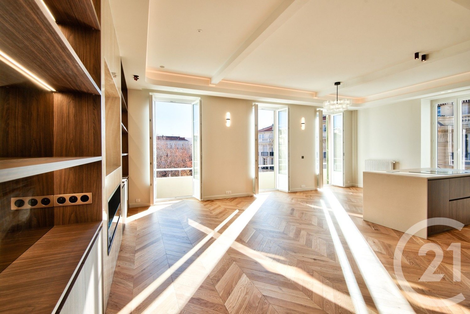 Property photo in Carre d'Or