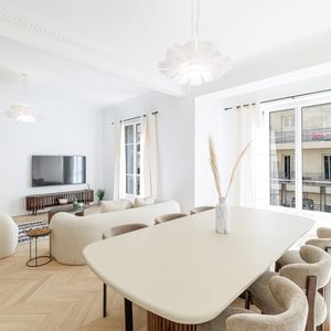 Property in Carre d'Or