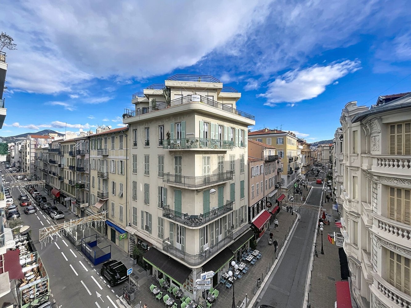 Property photo in Carre d'Or