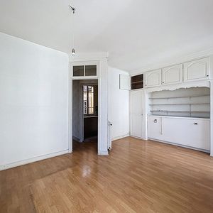 Property in Carre d'Or